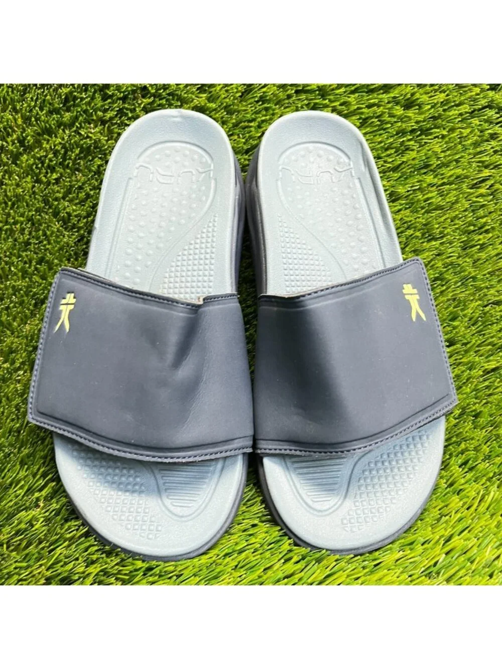 Kuru Moment Mens Size 7 Navy Blue Beach Walking Outdoor Slip On Slide Sandals